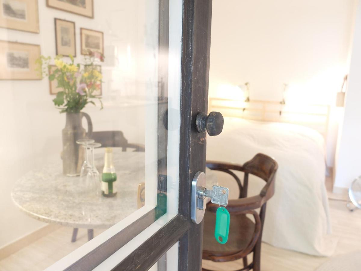 Ferienstudio-Apartment Tausendfreund "Adults Only" Am Chiemsee ブライトブルン・アム・キームゼー エクステリア 写真