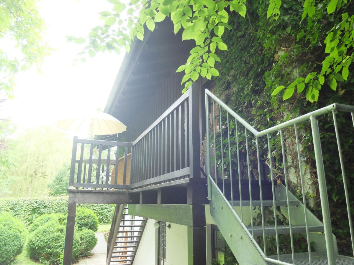 Ferienstudio-Apartment Tausendfreund "Adults Only" Am Chiemsee ブライトブルン・アム・キームゼー エクステリア 写真
